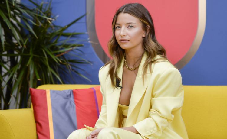 Pogrążona w smutku Julia Wieniawa poinformowała o bolesnej stracie. "Żegnaj"