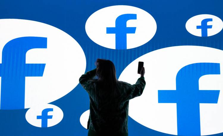 Facebook, fot. AA/ABACA/Abaca/East News