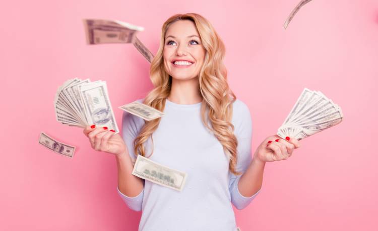 Pieniądze będą się mnożyć! 4 znaki zodiaku, które wkrótce będą bogate