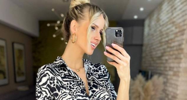 Marta Karpińska z "Gogglebox" postawiła na głęboki dekolt i nową fryzurę! Zmiana na plus? [WIDEO]