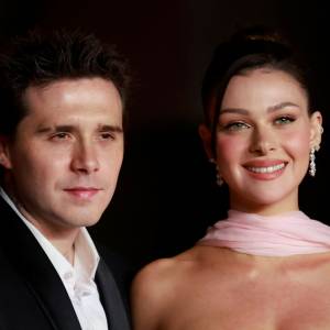 Brooklyn Beckham doznał poważnej kontuzji. Opiekuje się nim żona 