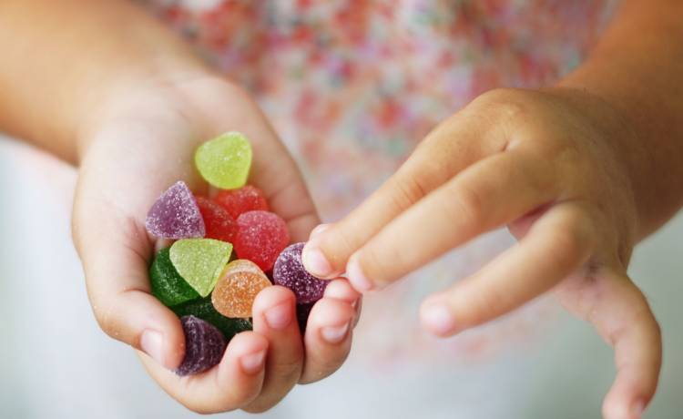 Słodycze wycofane ze sprzedaży. Stanowią niebezpieczeństwo dla dzieci