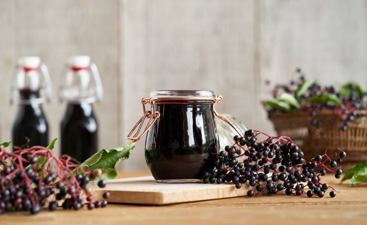 Na straganie z domowymi produktami sprzedawali wyroby z supermarketu? 