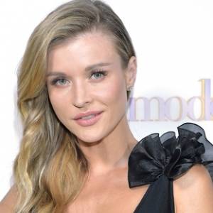 Joanna Krupa na najnowszych zdjęciach z córką. Tak wygląda dziecięcy pokoik!