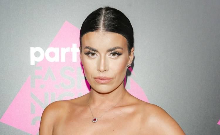 Wyznała, że była mężatką. Teraz internauci pytają ją o... córkę