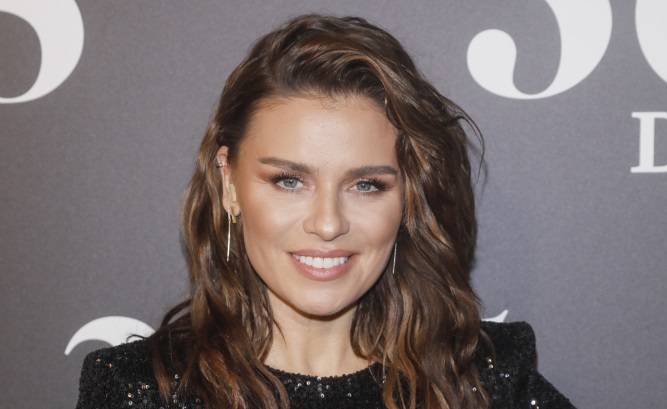 Natasza Urbańska pokazała zdjęcia prosto z łóżka. Bez pamięci kusi nagim ciałem [FOTO]