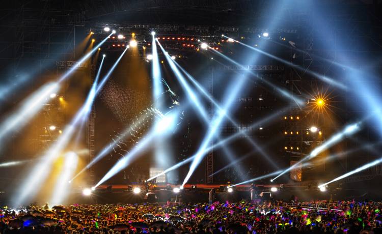 Joana Sainz zmarła podczas swojego koncertu. Hiszpańską wokalistkę zabiły fajerwerki