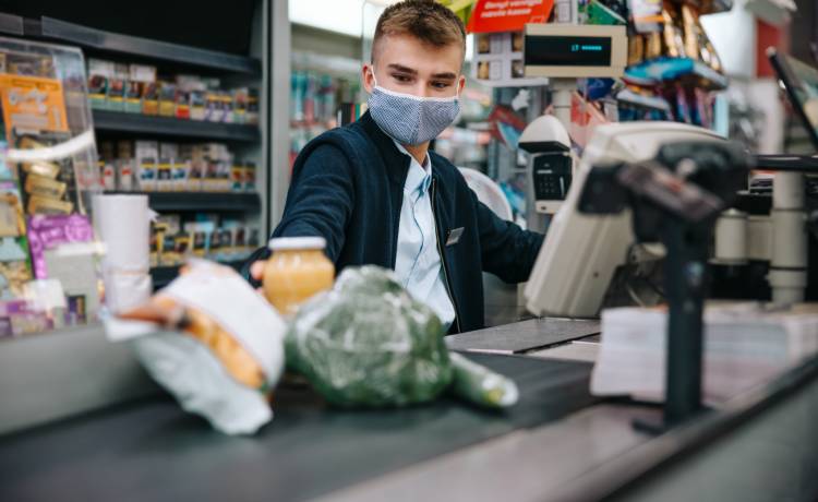Nowe pomysły sklepów na zaostrzony zakaz handlu w niedzielę