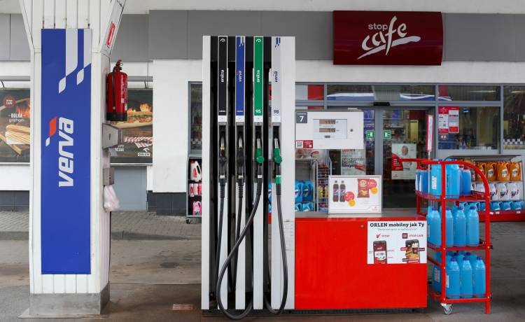 Niesamowity gest szefa znanej polskiej stacji paliw. Punkty lojalnościowe będzie można wymienić na…