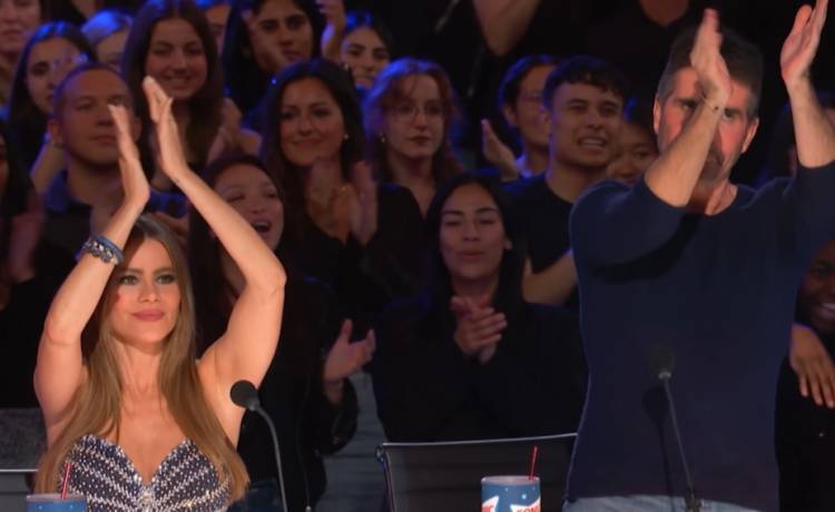 Simon Cowell nie potrafił ukryć emocji! Takiego coveru przeboju Coldplay jeszcze nie słyszeliście [WIDEO]