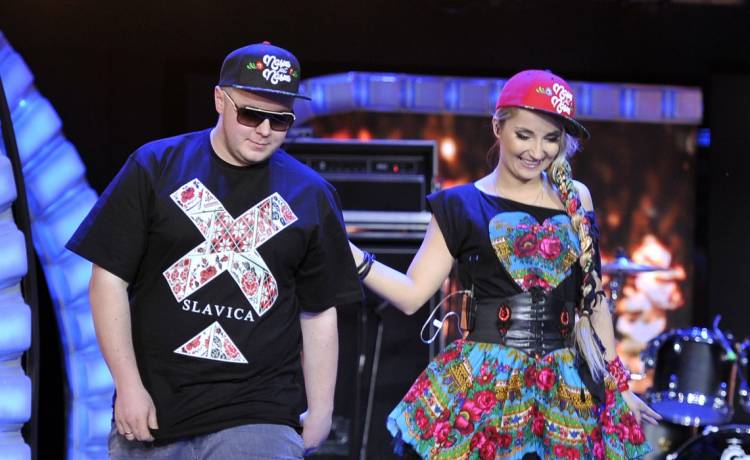 Czy można komuś w domu w tajemnicy zamontować jacuzzi? Donatan zrobił to Cleo!