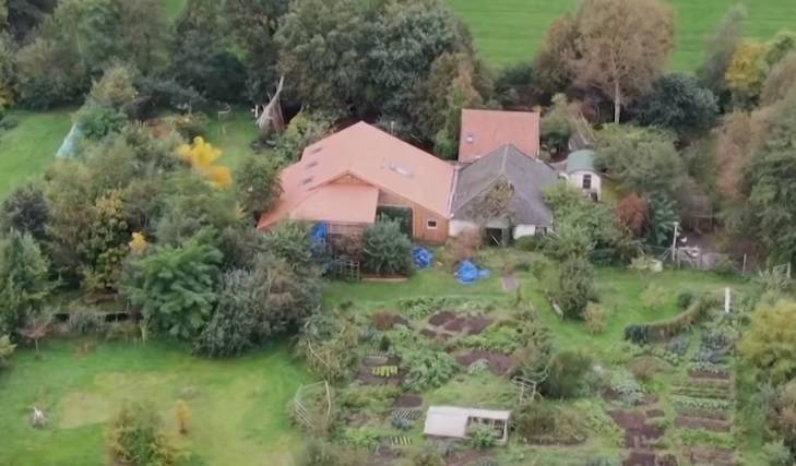 9 lat trzymał w zamknięciu 7-osobową rodzinę. Mężczyzna jest byłym członkiem sekty Moona