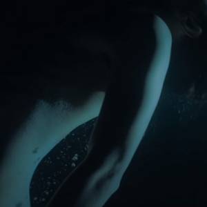 Eurowizja 2019: Holender nago w teledysku. Jest faworytem do zwycięstwa