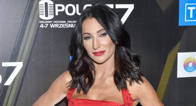 Justyna Steczkowska topless. Artystka w eterycznej sesji. "Niewiarygodnie piękna"