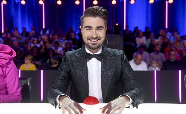 Jan Kliment z synem. Tak opiekuje się małym Cristianem! [WIDEO]