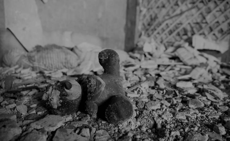 Zaginęła 2 lata temu. 6-letnia dziewczynka znaleziona w prowizorycznym pokoju pod schodami