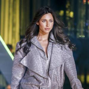 Magda z "Love Island" pozuje z nagim biustem i przypala język zapalniczką. Piekielnie gorący kadr zrobił furorę