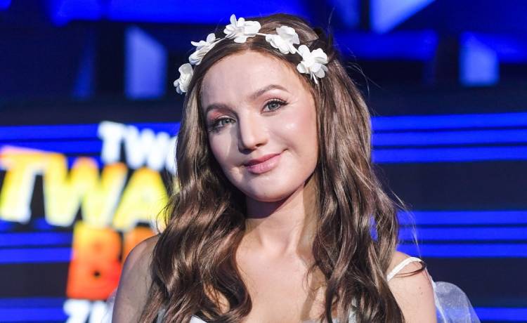 "Twoja twarz brzmi znajomo". Ujawniono ostatnią gwiazdę nowej edycji. Kontrowersyjna postać