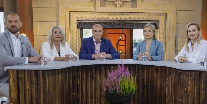 "Rolnik szuka żony". Marta Manowska nie będzie na ślubie Kamila i Joanny. Wiadomo dlaczego! 