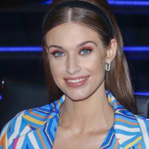 Julia Kamińska pozuje w koronkowym biustonoszu. Fani: "Piękna kobieta" [FOTO]