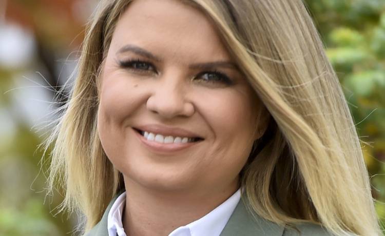 Metamorfoza Marty Manowskiej. Tak wyszła z salonu fryzjerskiego [ZDJĘCIA]