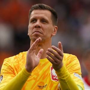 Emerytura trwała krótko – Szczęsny znów na boisku?