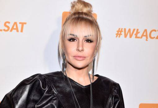 Blanka Lipińska z Baronem leniuchują w domu. Pisarka pokazała, jak spędzają swój dzień