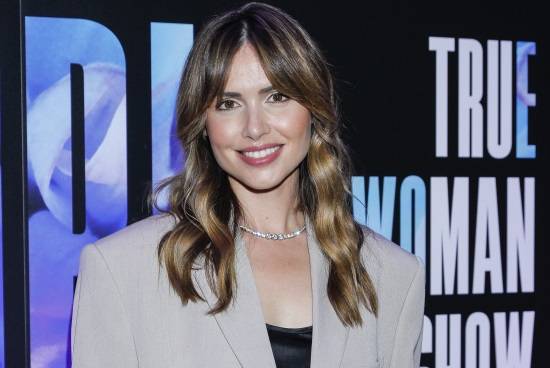 Marta Żmuda-Trzebiatowska w bieli. Publicznie wyznała miłość mężowi. Wpis aktorki wzruszył internautów [ZDJĘCIE]