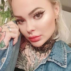 Monika Miller przeszła operację zmniejszenia piersi. Fani zauważyli sporą różnicę!