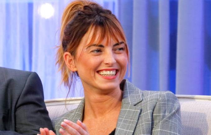 Anna Stelmaszczyk z "Rolnika..." w bikini. Jest w świetnej formie! Kto towarzyszył jej na basenie?