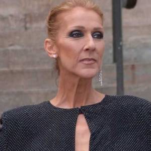 Przerażająco chuda Celine Dion na pokazie mody w Paryżu! [ZDJĘCIA]