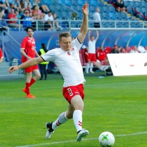 Rafał Brzozowski po poważnej kontuzji: "Wykręciłem cały staw skokowy i urwała mi się kostka". Co z "Kołem fortuny"?