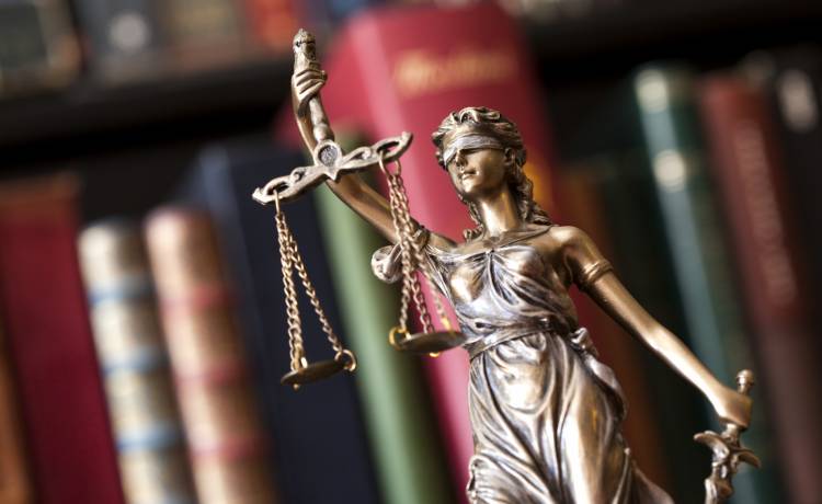 Pisarka napisała esej o morderstwie męża. Po długim czasie zabiła małżonka