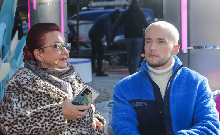 Izabela Zeiske z synem. Fot. AKPA