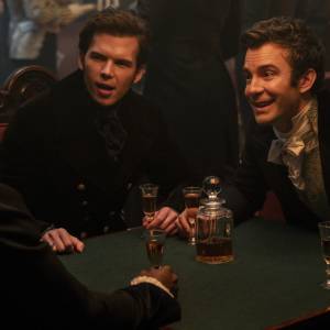 Netflix oficjalnie ujawnił, kto będzie głównym bohaterem 4. sezonu "Bridgertonów"!