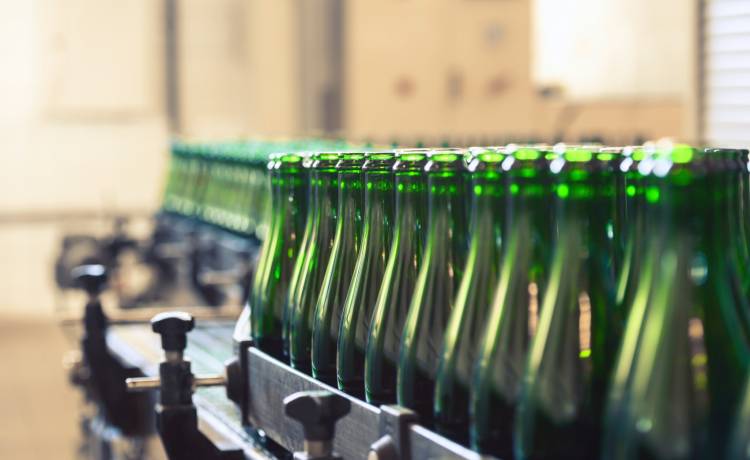 GIS ostrzega przed popularnym piwem. Bezalkoholowe jednak z alkoholem