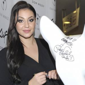 Joanna Cesarz topless na plaży. Odważne zdjęcie zwyciężczyni show "Supermodelka Plus Size"