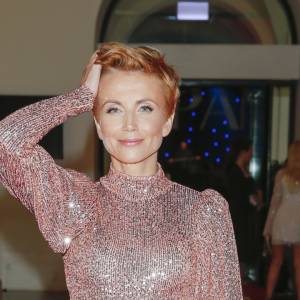 Odsłoniła bieliznę, a biust zakryła dłonią. Zielińska w sukni, na którą zdecydowałoby się niewiele kobiet! [FOTO]