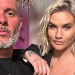 "Love Island 7". Ostra krytyka ze strony widzów. Chodzi o zachowanie prowadzących show! "Sami prowokujecie te komentarze"