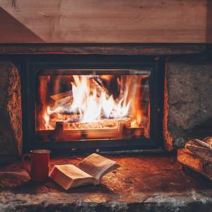 Zakaz palenia w kominkach. W województwie mazowieckim wprowadzono Program Ochrony Powietrza
