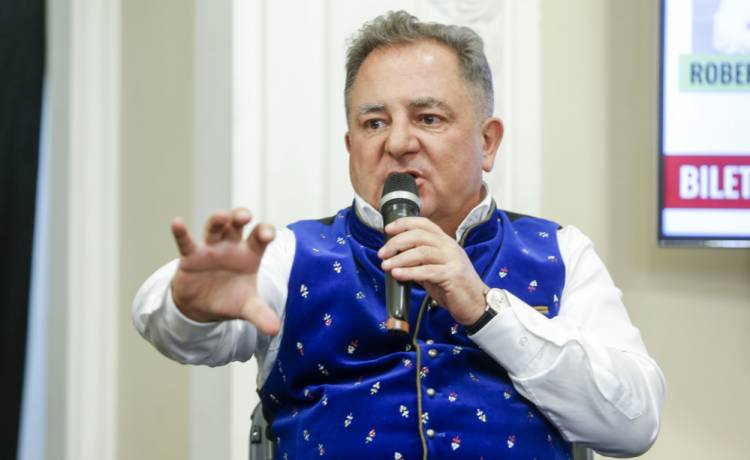 Robert Makłowicz jest z nią od ponad 30 lat. Tak wygląda jego żona Agnieszka [FOTO]