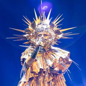 "Mask Singer". Widzowie wiedzą już, kim jest Słońce? Są pewni, że to ona!