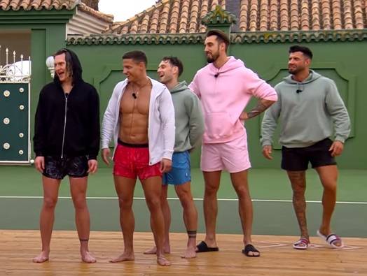 "Love Island 3". Miłosne zawirowania i nowa blond piękność w programie! Kim jest Angela?          