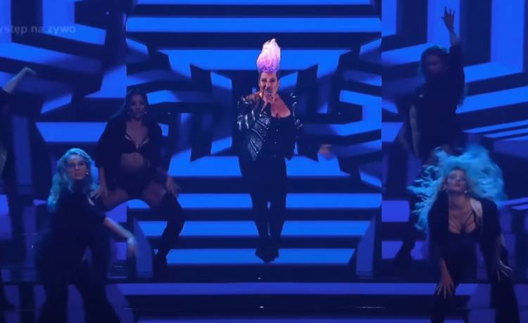 "Twoja twarz brzmi znajomo". Kasia Wilk faworytką? Już pierwszym występem zmiotła konkurencję [WIDEO]