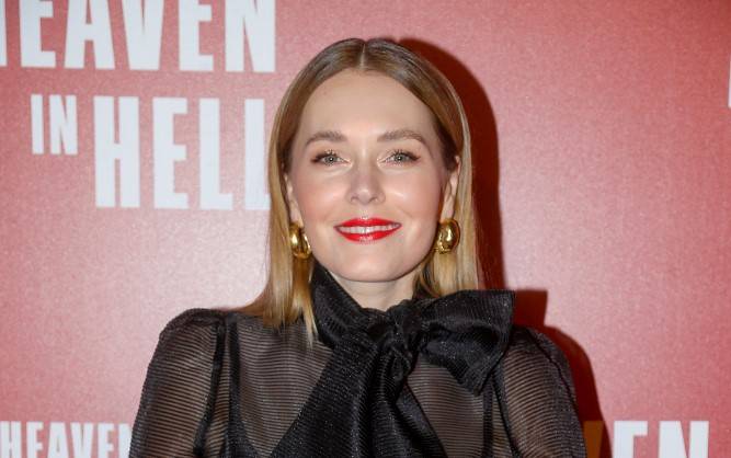 "Najpiękniejsza kobieta". Internauci zachwycają się zdjęciami Magdaleny Lamparskiej w bikini [FOTO]