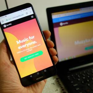 Spotify podsumował rok 2019. Czego Polacy słuchali najchętniej? 