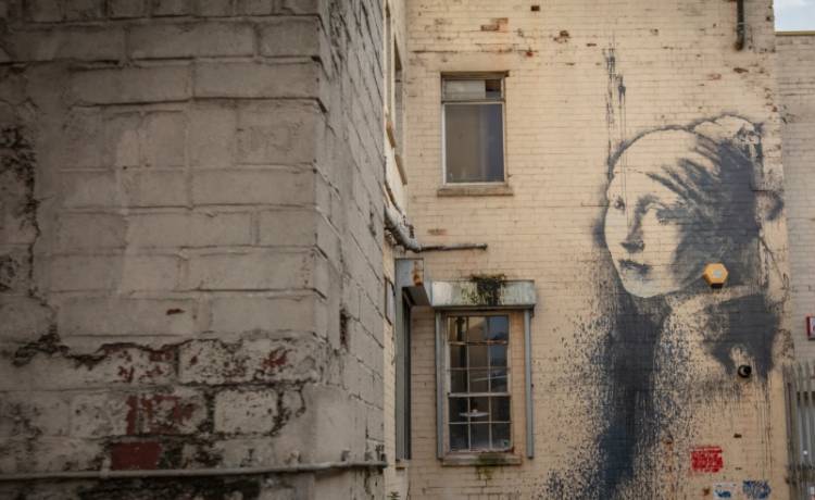 Banksy otworzył sklep w Londynie… Bez drzwi?!