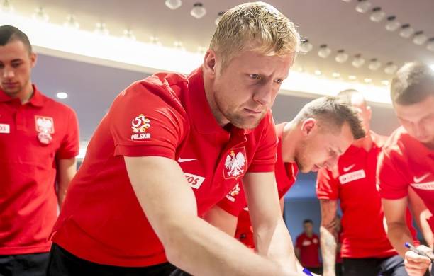 Żona o stanie zdrowia Kamila Glika: "Głowa obita, ale cała". Piłkarz opuścił szpital