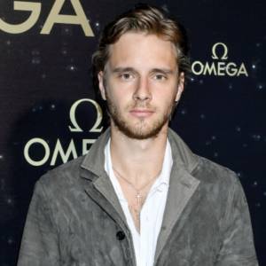 Maciej Musiał publikuje wyjątkowy kadr z ukochanym dziadkiem. Poruszający komentarz daje do myślenia!