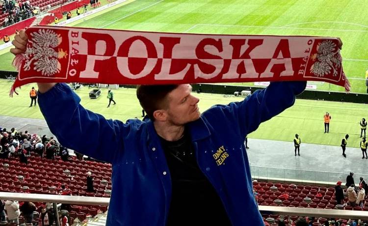 Pawbeats na meczu Polska-Estonia, fot. Pawbeats